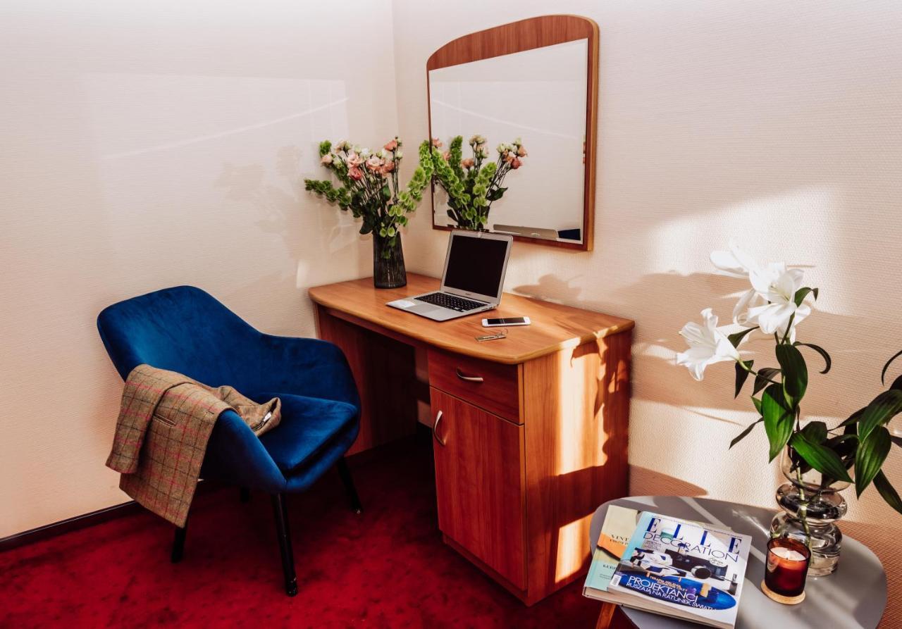Hotel Albatros بشيميش المظهر الخارجي الصورة